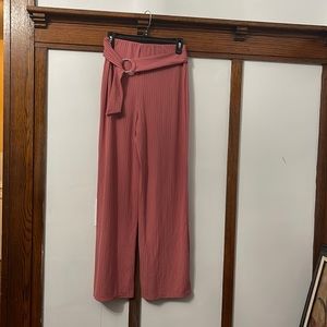 No Boundaries wider legs pants